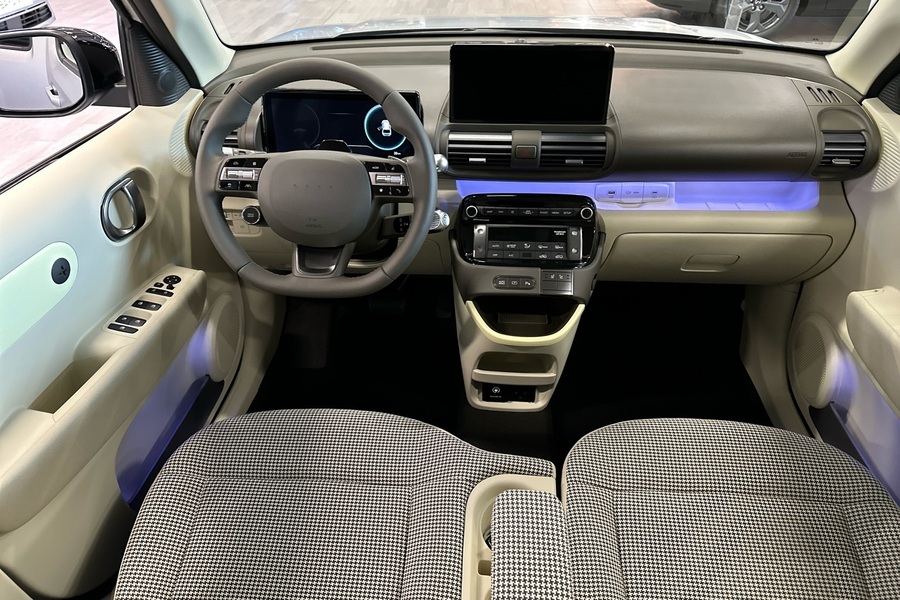 Hyundai INSTER vaihtoauto