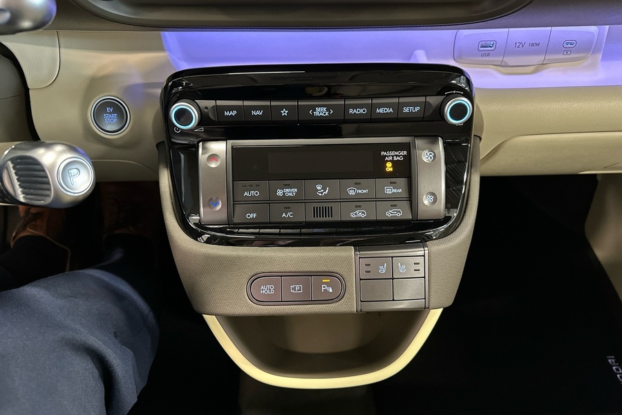 Hyundai INSTER vaihtoauto