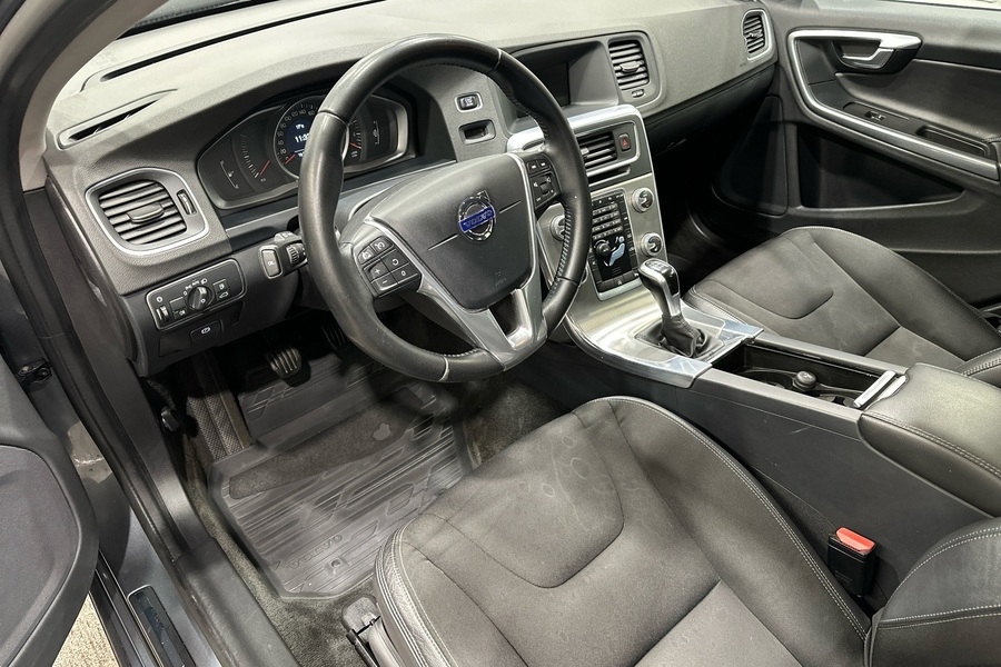 Volvo V60 vaihtoauto