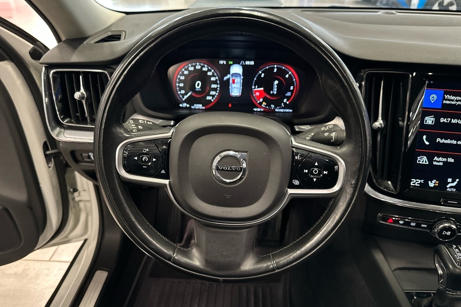 Volvo V60 vaihtoauto