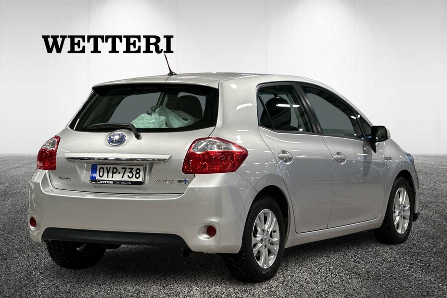 Toyota Auris vaihtoauto