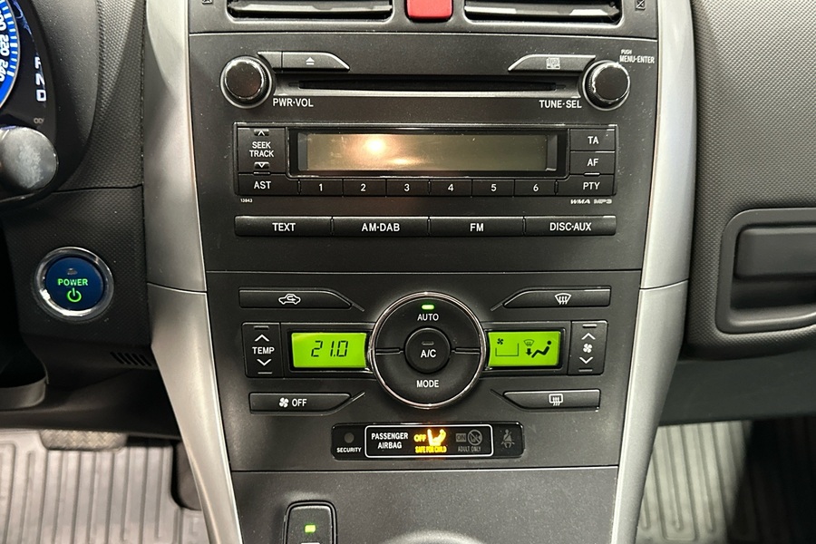 Toyota Auris vaihtoauto