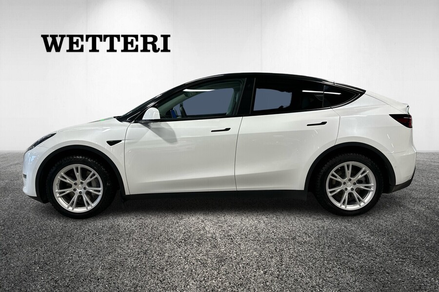 Tesla Model Y vaihtoauto