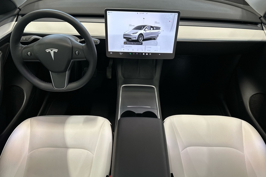 Tesla Model Y vaihtoauto