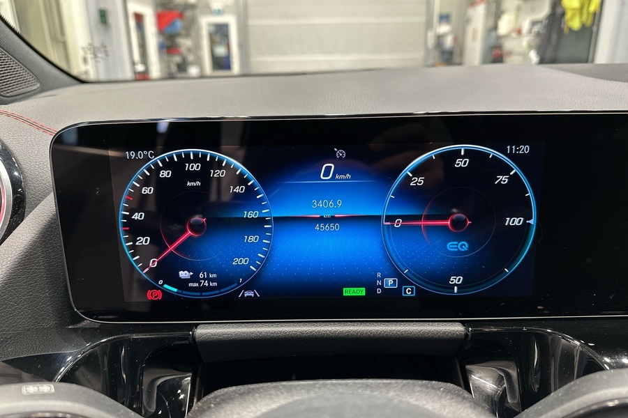 Mercedes-Benz EQA vaihtoauto