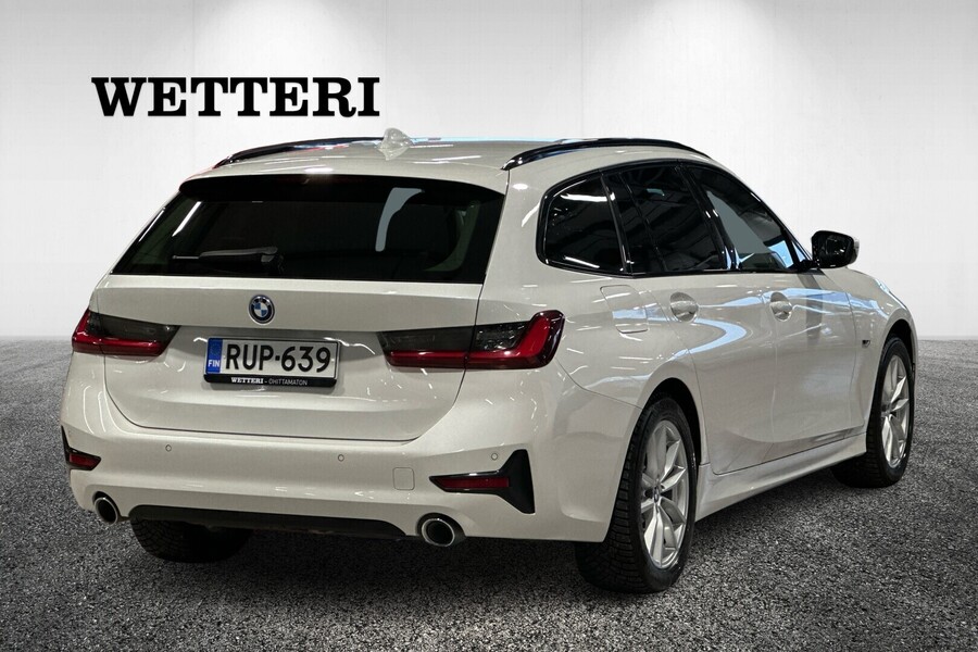 BMW 320 vaihtoauto