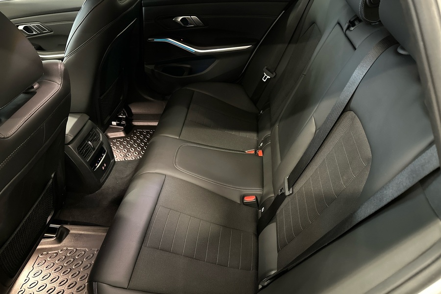 BMW 320 vaihtoauto