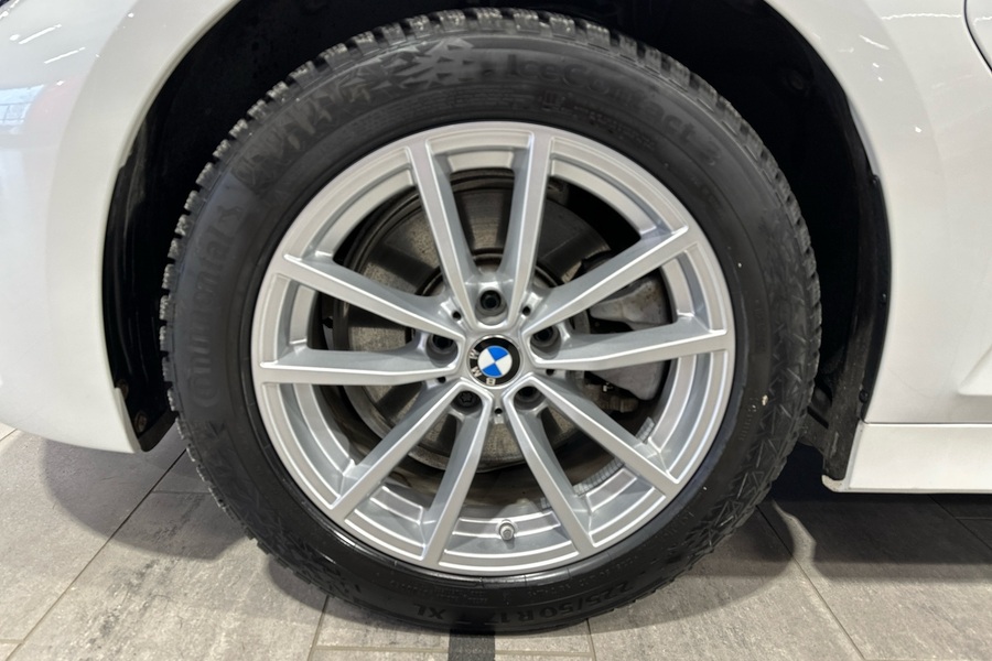 BMW 320 vaihtoauto