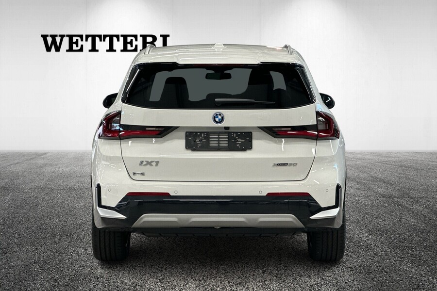 BMW iX1 vaihtoauto