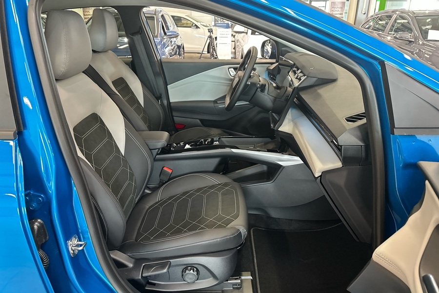 Ford Puma Gen-E vaihtoauto