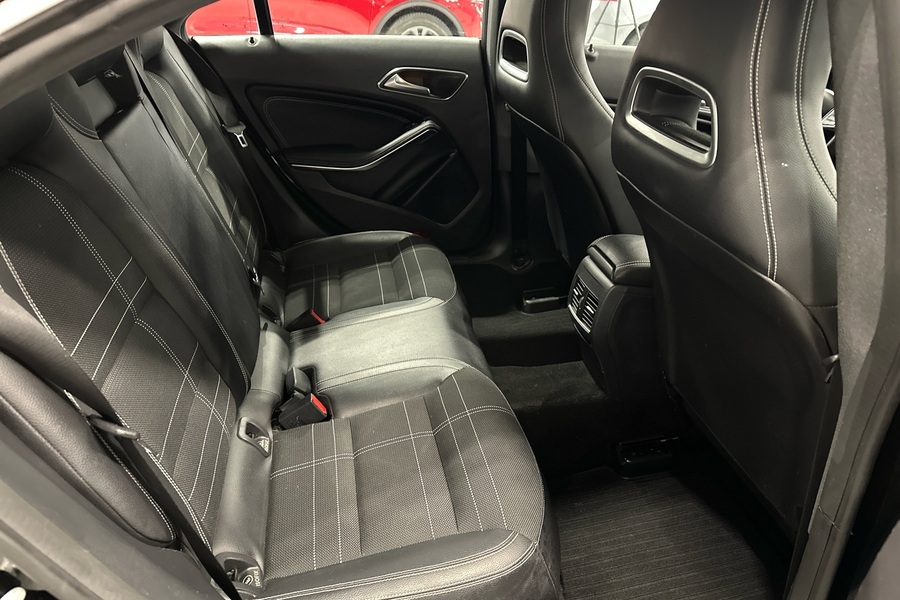 Mercedes-Benz CLA-sarja vaihtoauto