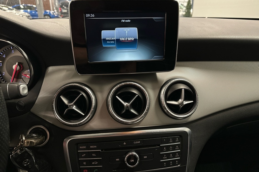 Mercedes-Benz CLA-sarja vaihtoauto