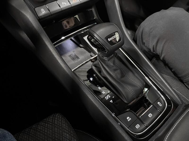 Skoda Karoq vaihtoauto