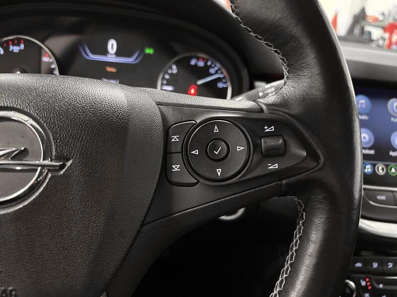 Opel Astra vaihtoauto