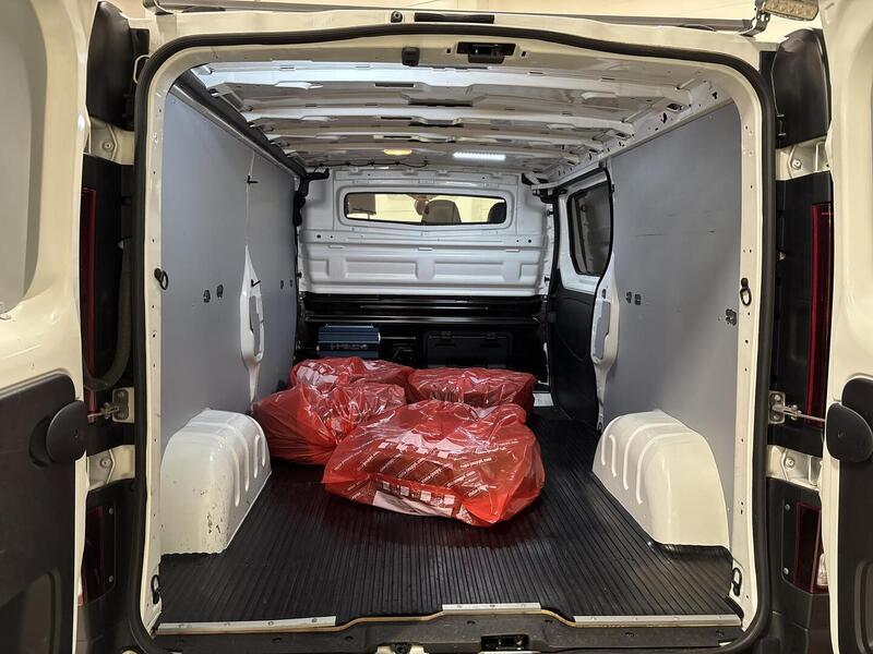 Renault Trafic vaihtoauto