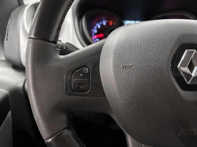 Renault Trafic vaihtoauto