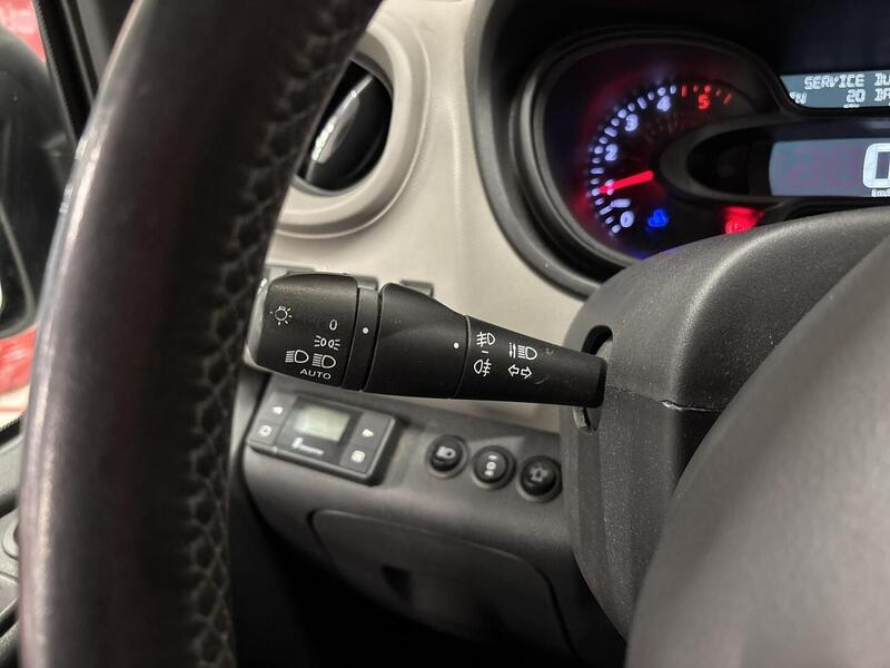 Renault Trafic vaihtoauto