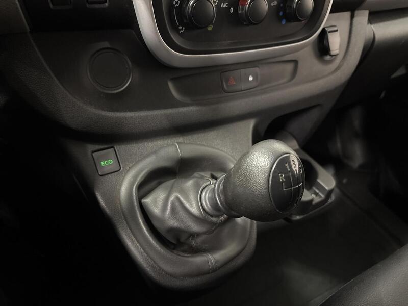 Renault Trafic vaihtoauto