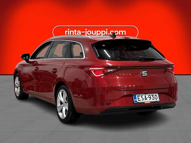 SEAT Leon Sportstourer vaihtoauto