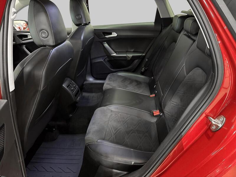 SEAT Leon Sportstourer vaihtoauto