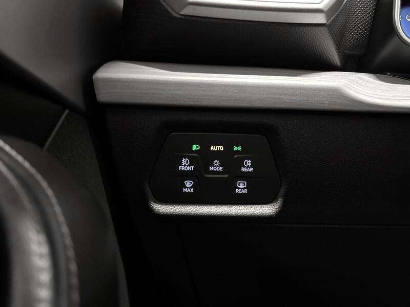 SEAT Leon Sportstourer vaihtoauto