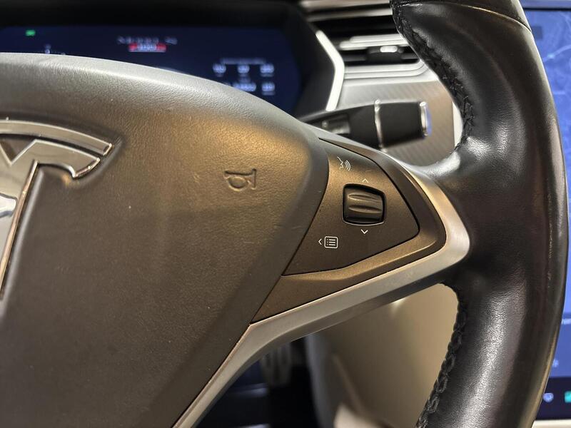 Tesla Model S vaihtoauto