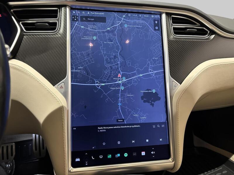 Tesla Model S vaihtoauto