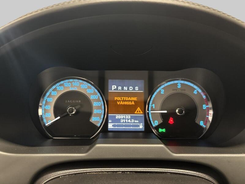 Jaguar XF vaihtoauto