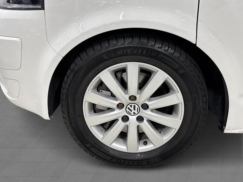 Volkswagen Caravelle vaihtoauto