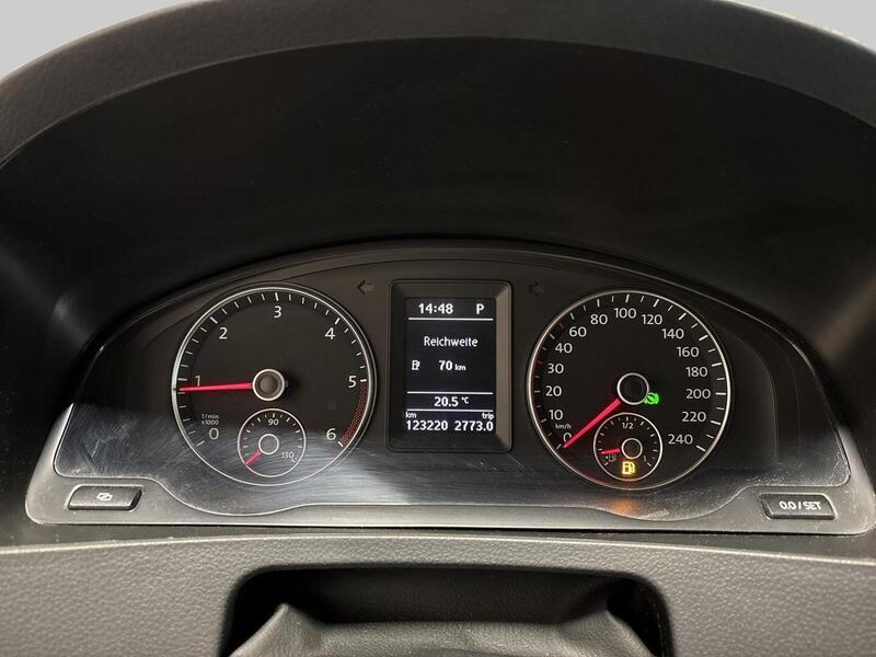 Volkswagen Caravelle vaihtoauto