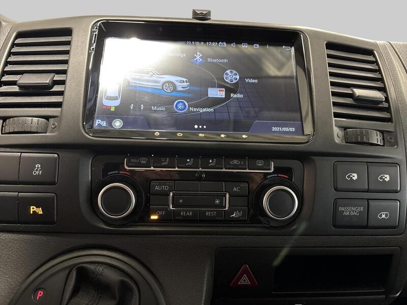 Volkswagen Caravelle vaihtoauto