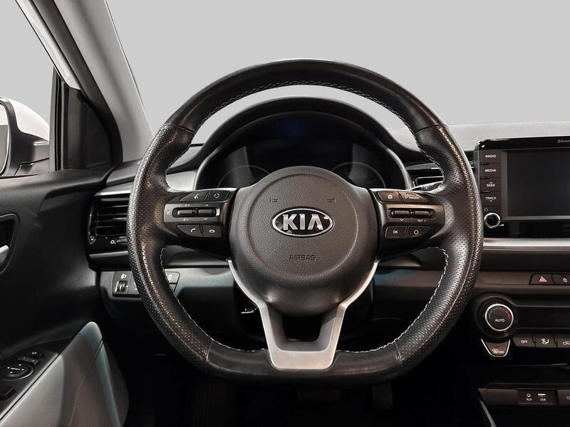 Kia Stonic vaihtoauto