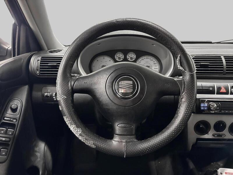 SEAT Leon vaihtoauto