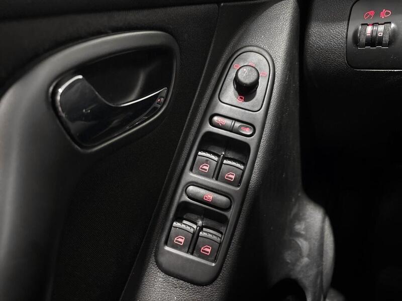 SEAT Leon vaihtoauto