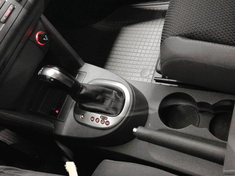 Volkswagen Touran vaihtoauto