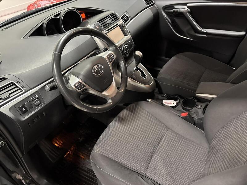 Toyota Verso vaihtoauto