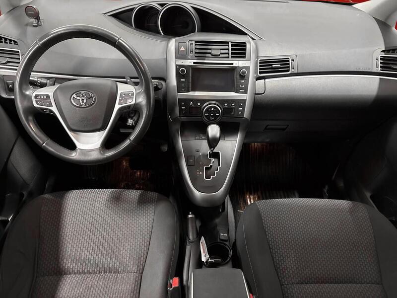 Toyota Verso vaihtoauto