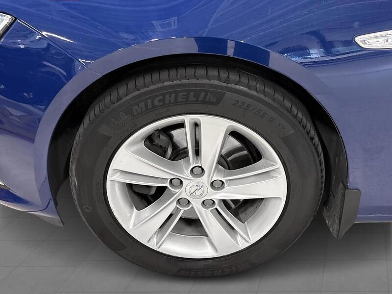 Opel Insignia vaihtoauto