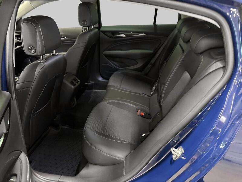 Opel Insignia vaihtoauto