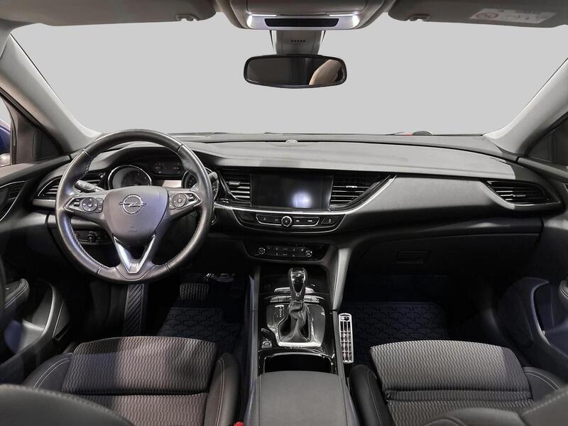 Opel Insignia vaihtoauto