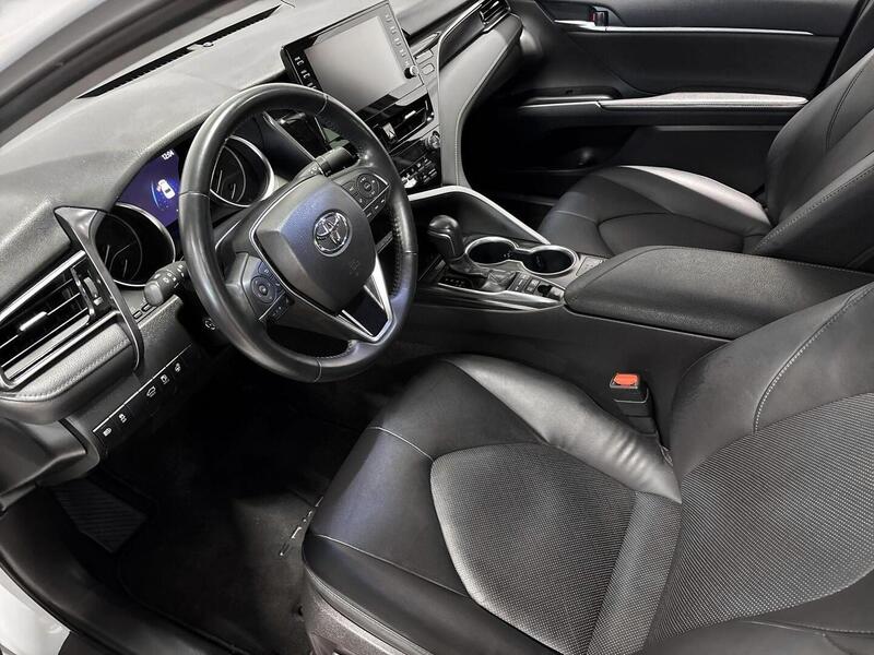 Toyota Camry vaihtoauto