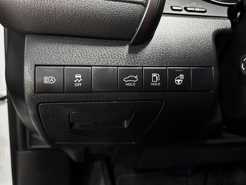 Toyota Camry vaihtoauto