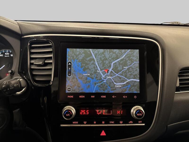 Mitsubishi Outlander PHEV vaihtoauto