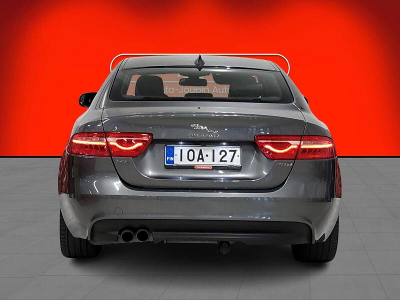 Jaguar XE vaihtoauto
