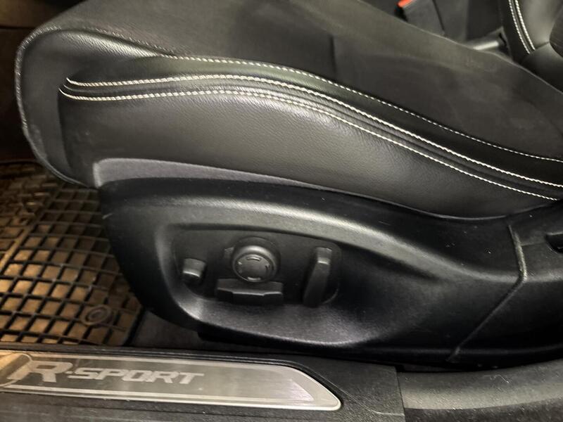 Jaguar XE vaihtoauto