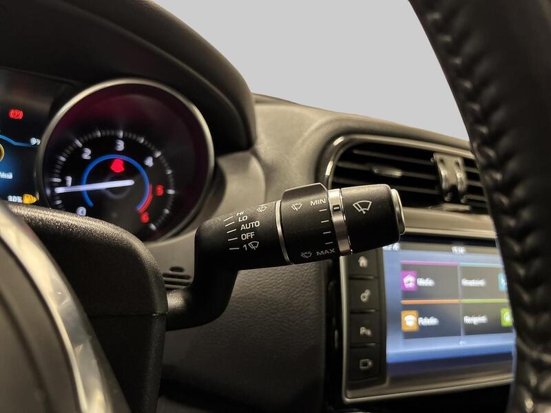 Jaguar XE vaihtoauto