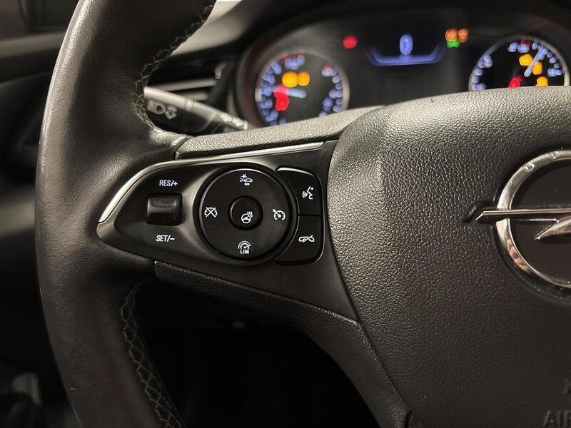 Opel Insignia vaihtoauto