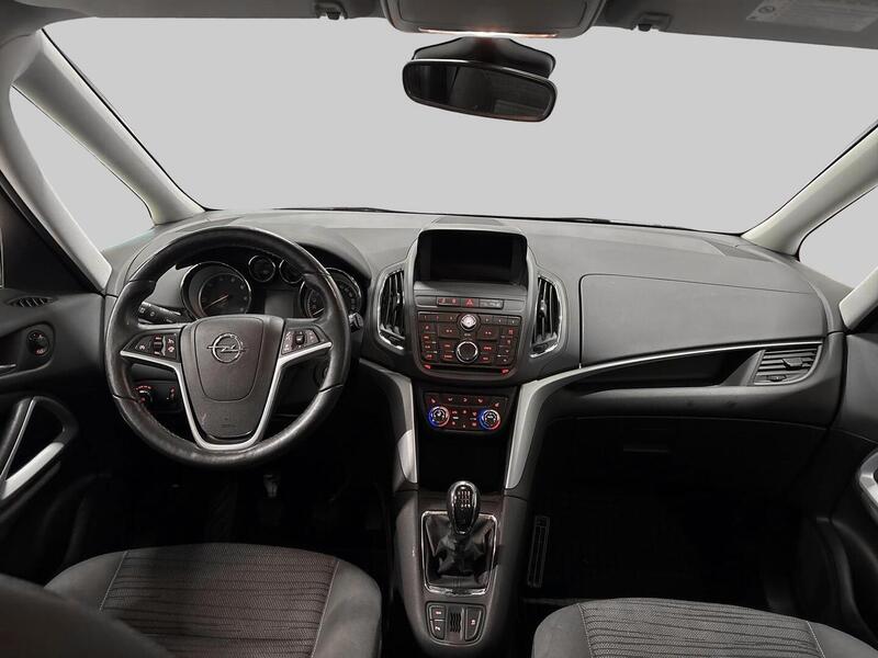 Opel Zafira Tourer vaihtoauto