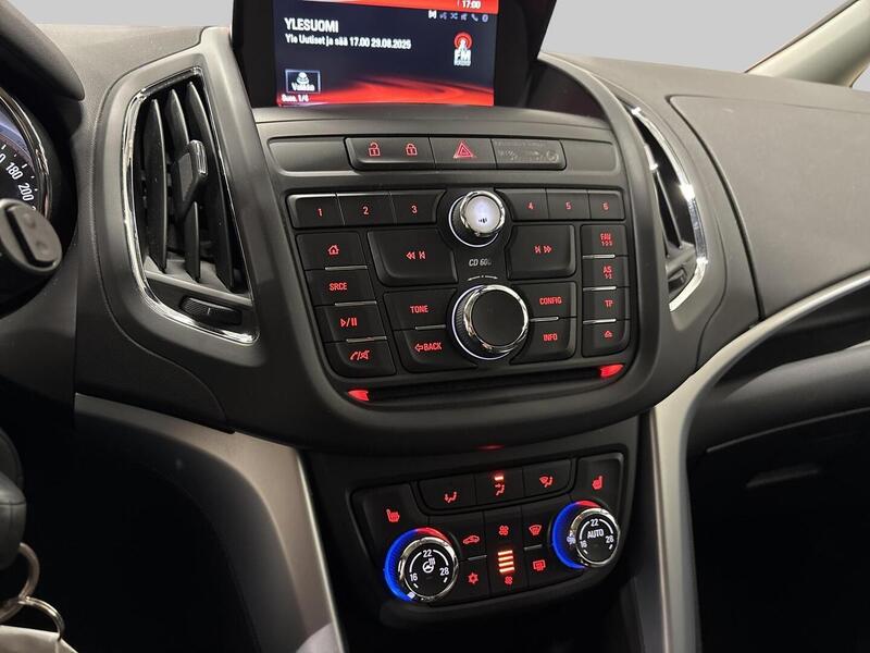 Opel Zafira Tourer vaihtoauto