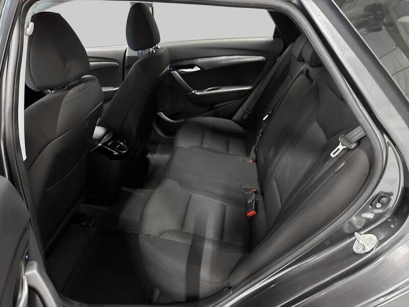 Hyundai i40 vaihtoauto